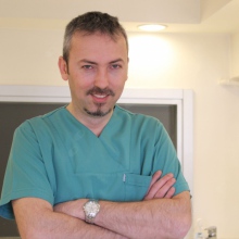 Resmi büyüt: Bülent Kazım Gençay, Diş Hekimi Osmangazi