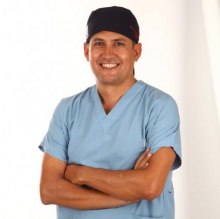 Resmi büyüt: Önder Akdeniz, Kulak Burun Boğaz Bursa