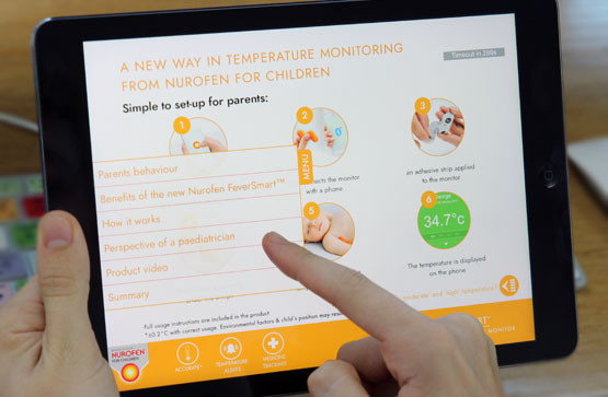 A detail aid that gives parents the ability to understand how to use Nurofen's new device.