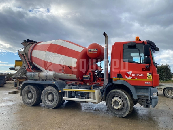 Picture of the DAF CF 85.410 with Cifa mixer