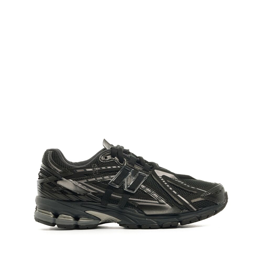 BLACK/SILVER