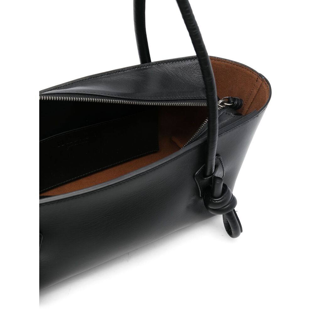 Fleca Shoulder Bag