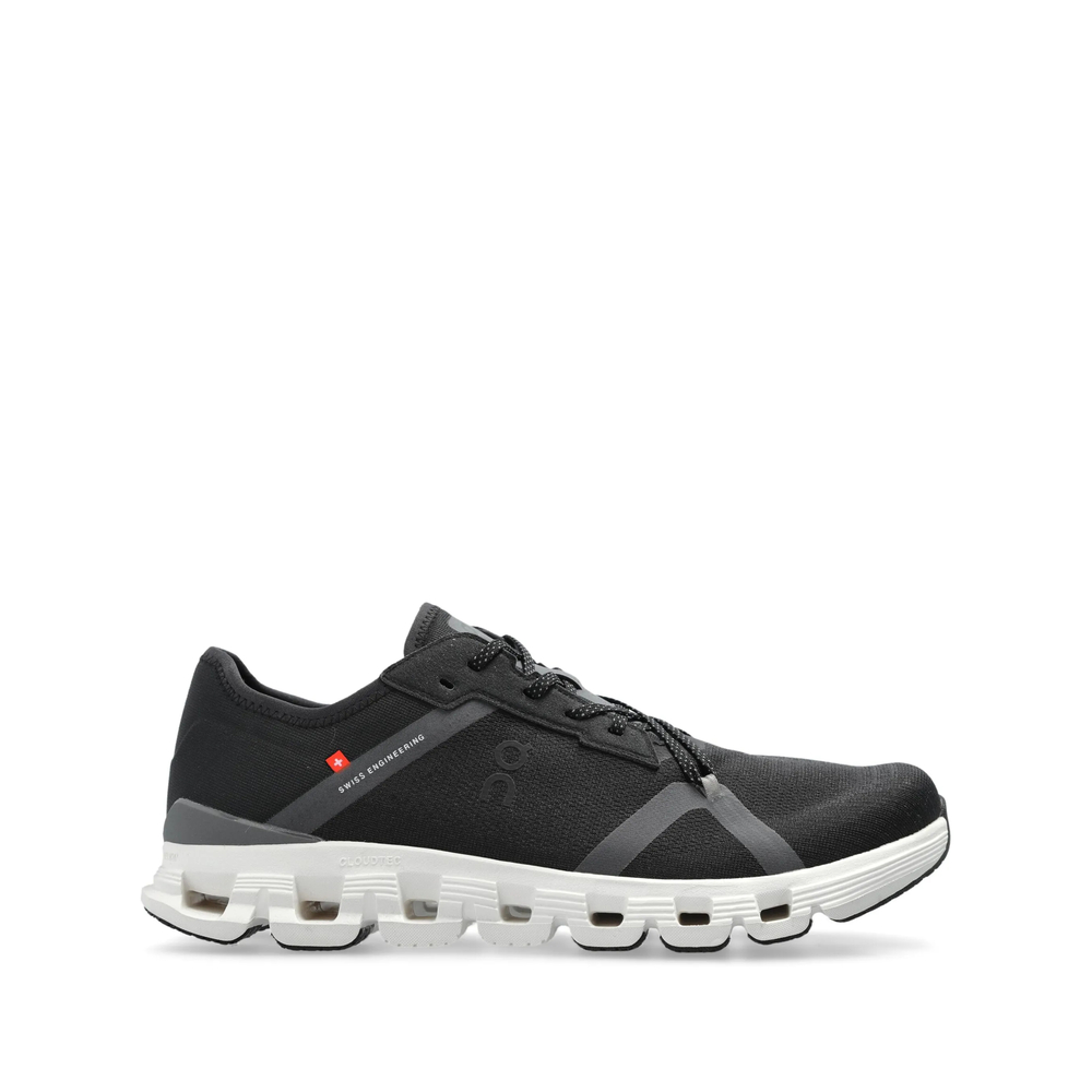 On Running Cloud X 4 Trainers