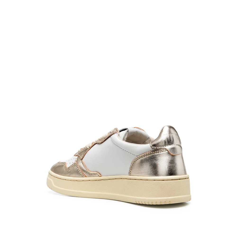 Medalist Low Sneakers