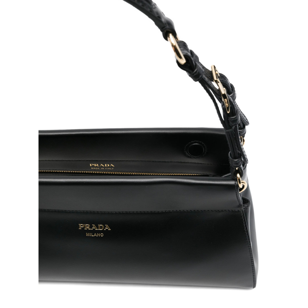 Medium Enchaîné Shoulder Bag