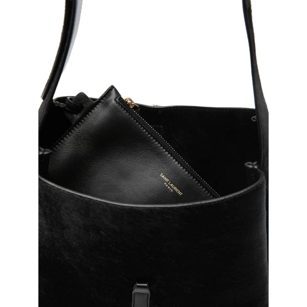 Buckle Detail Shoulder Bag