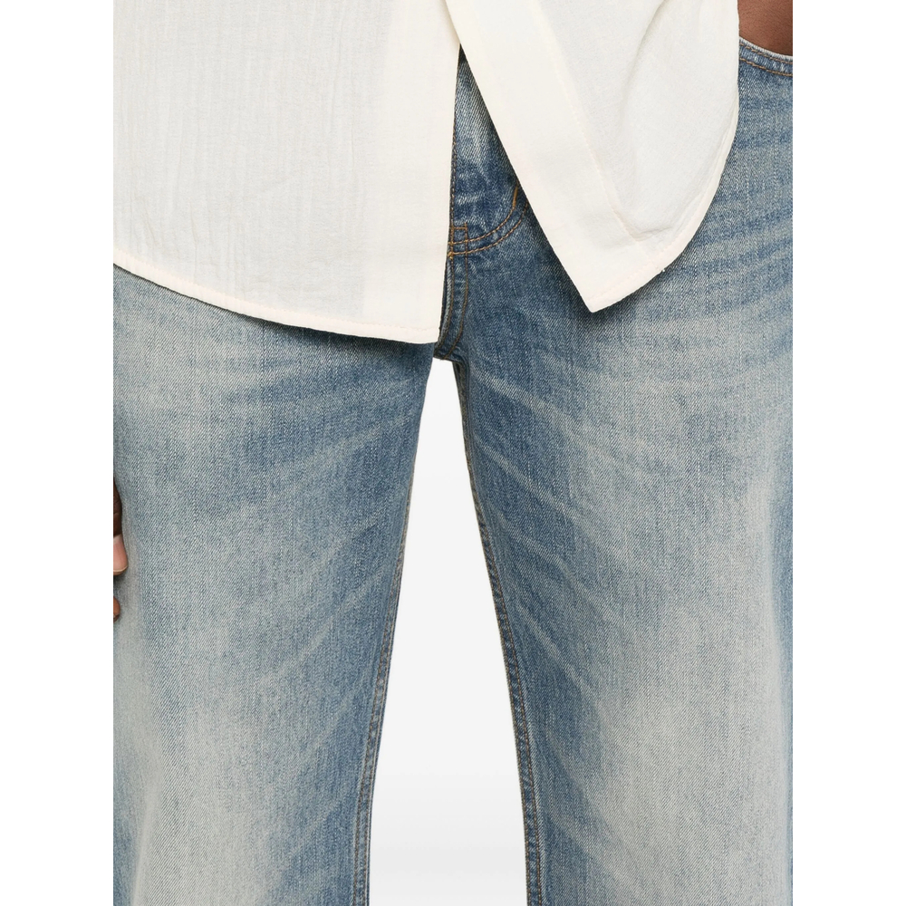 Wide-Leg Jeans