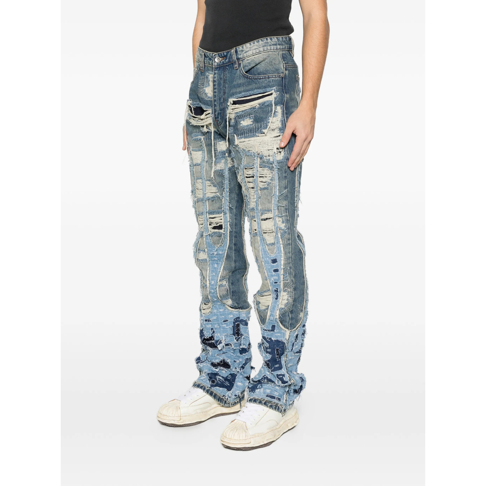 Buttoned Jeans