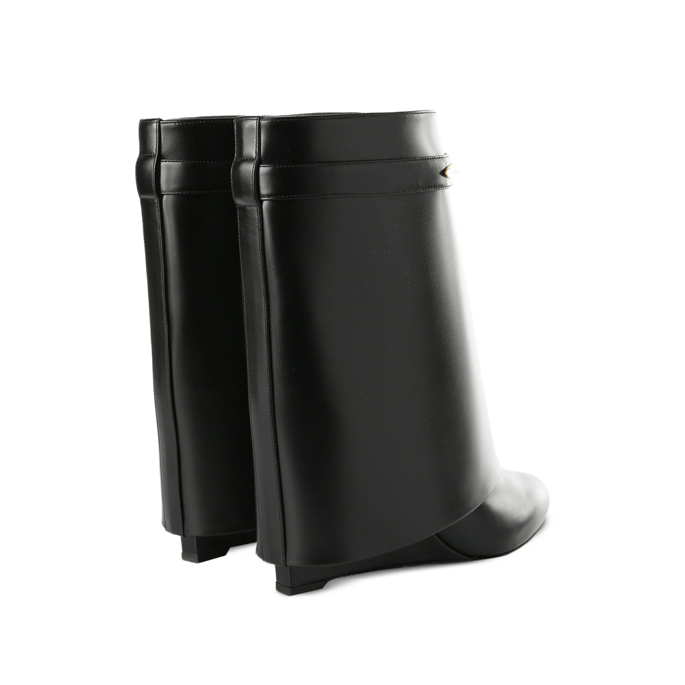 Shark Pinch Ankle Boots