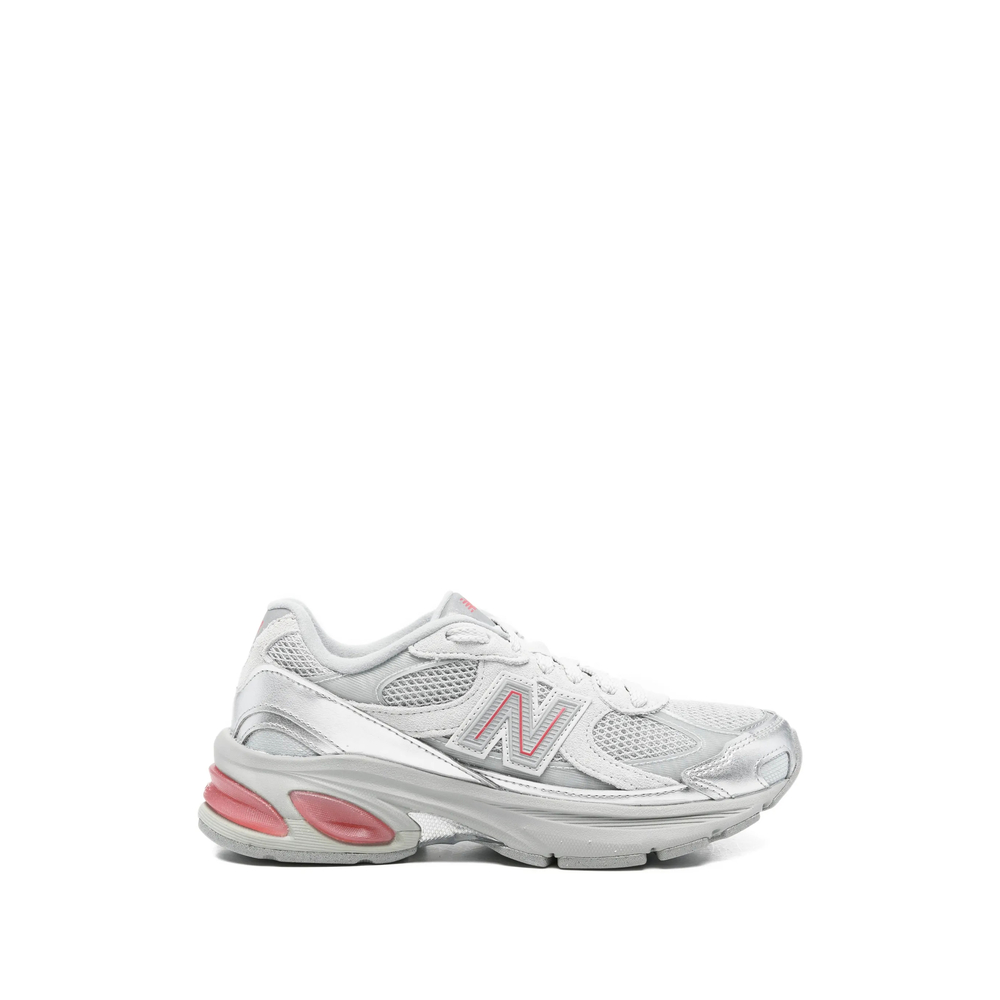 New Balance 2010 Laced Panelled Sneakers