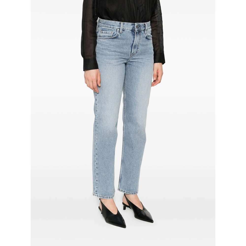 Low Straight Jeans