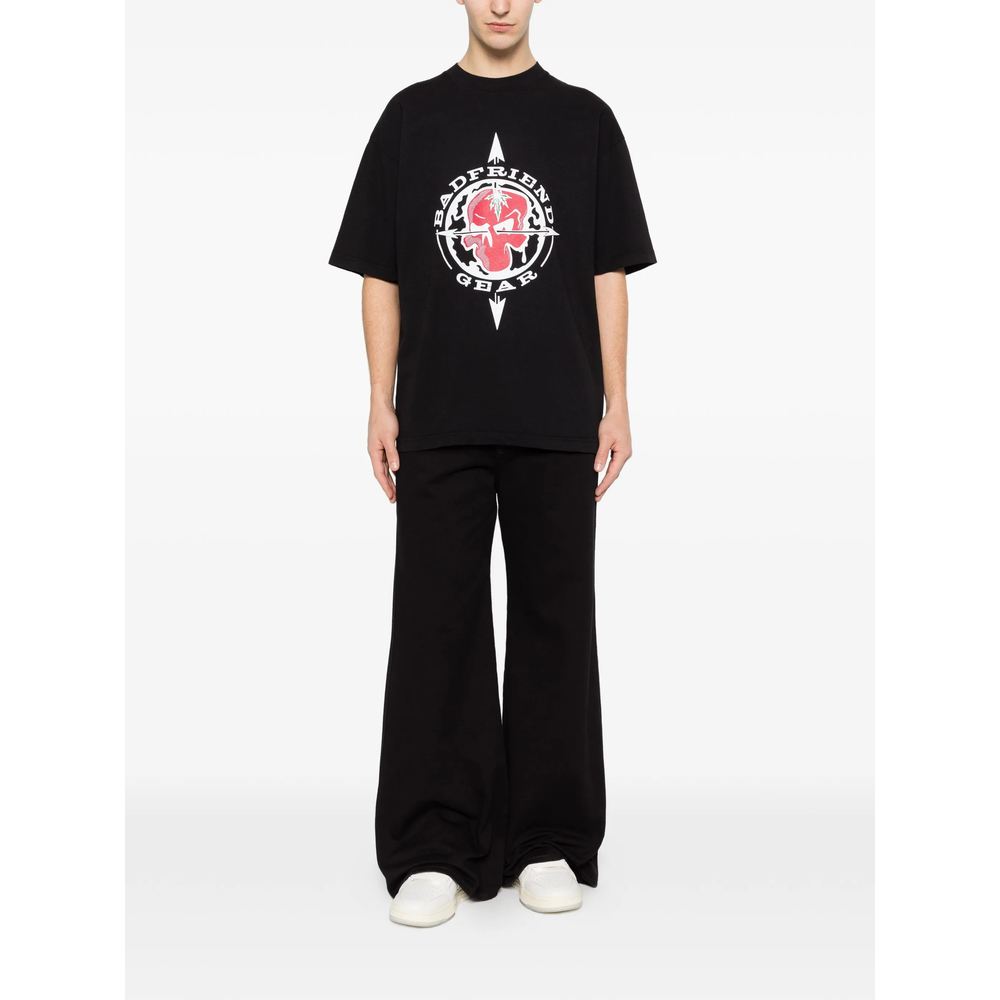 Graphic-Print T-Shirt
