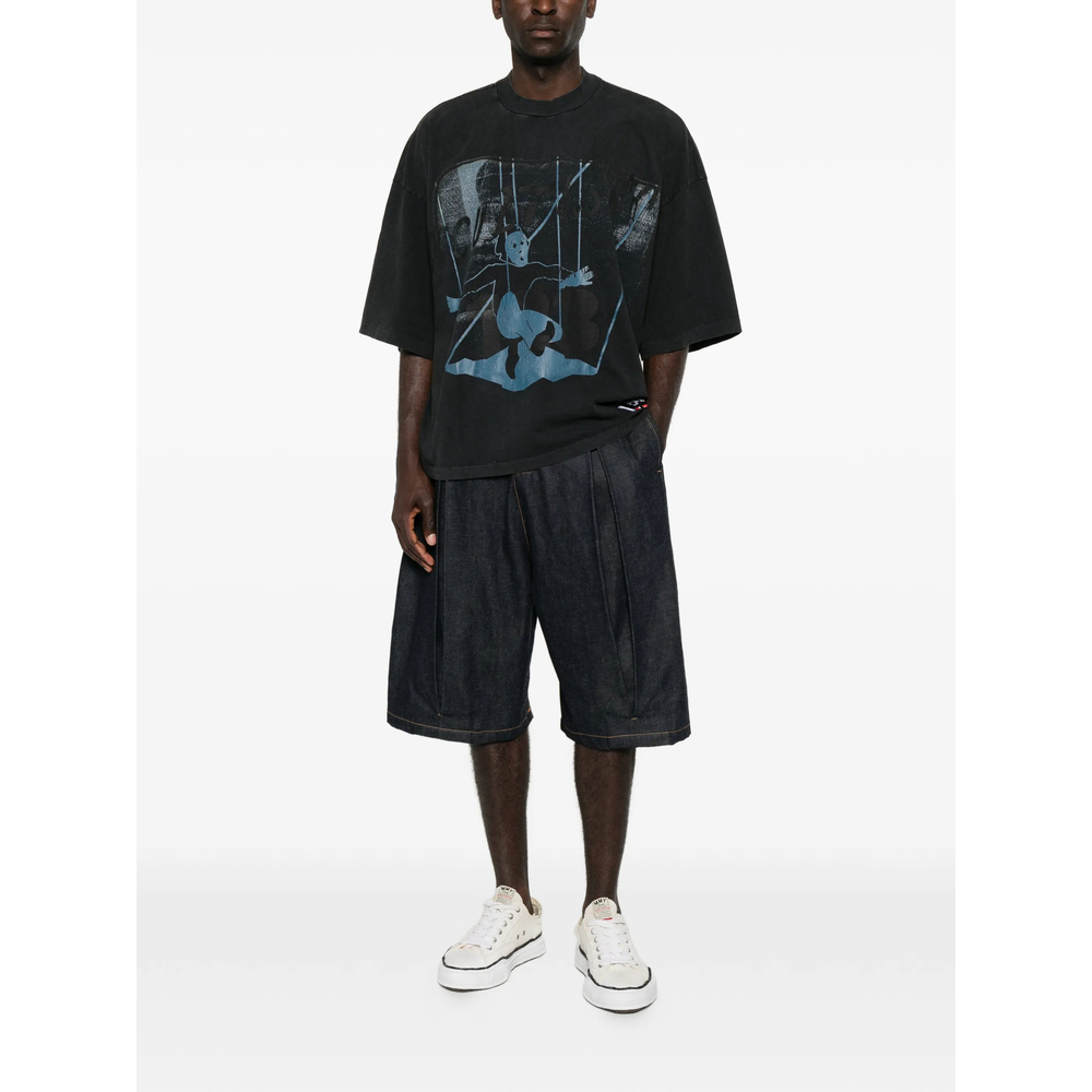 Graphic-Print Oversized T-Shirt