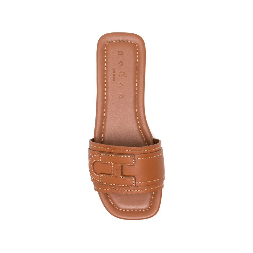 H685 Sandals
