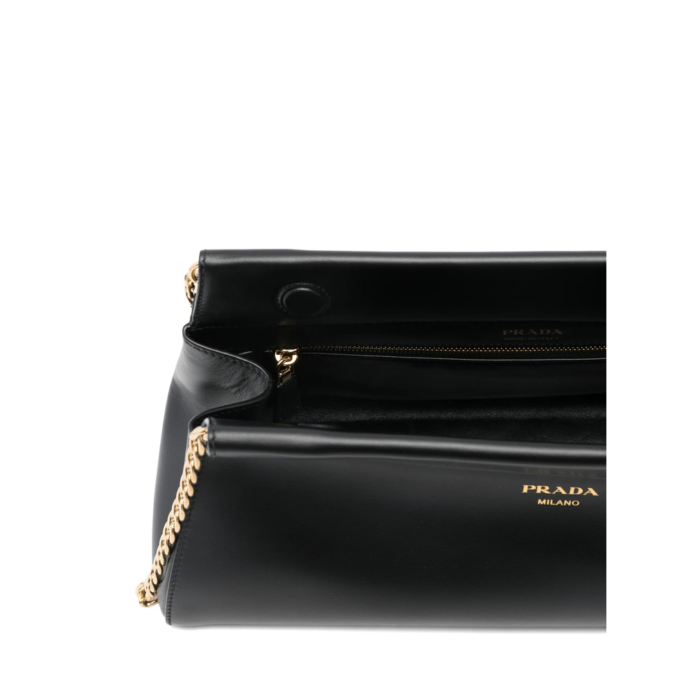 Medium Enchaîné Shoulder Bag