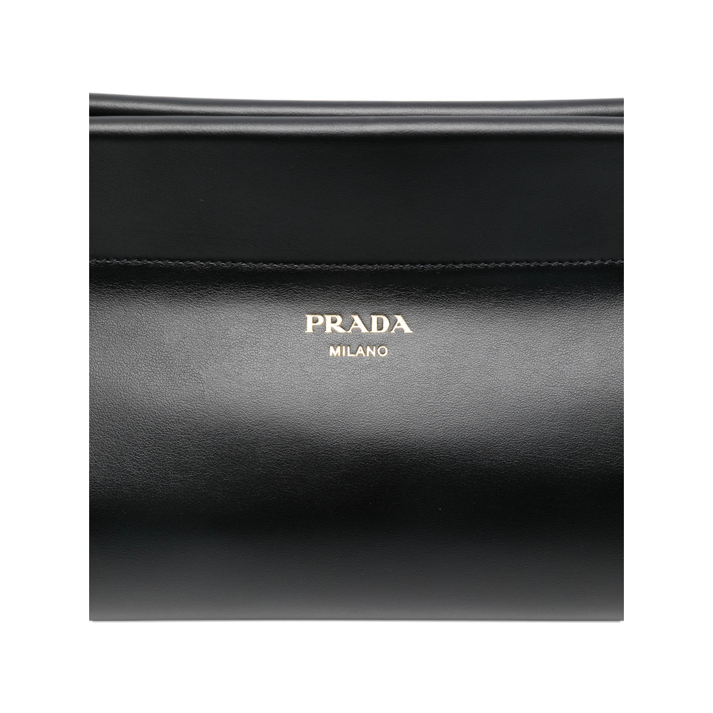 Medium Enchaîné Shoulder Bag