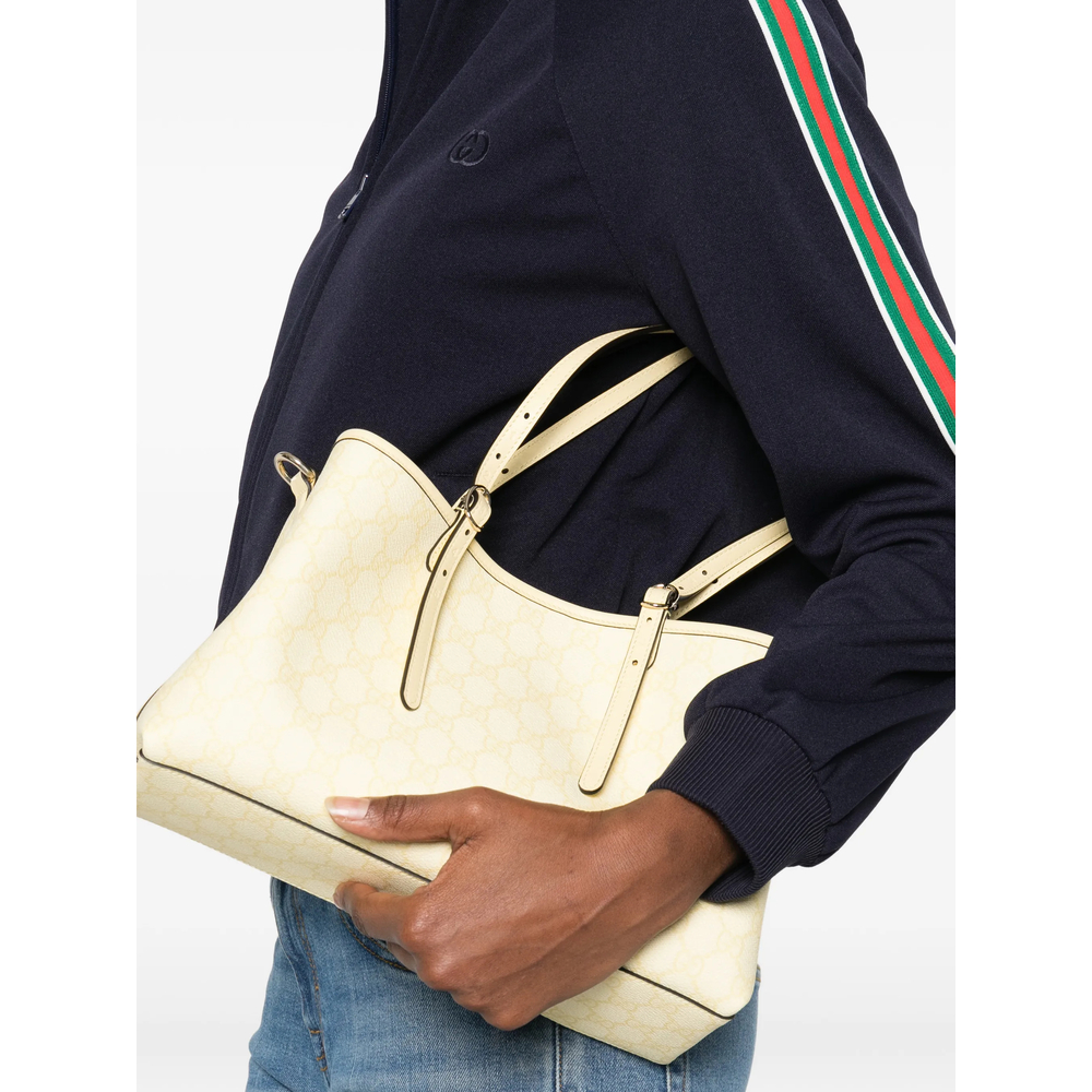 GG Emblem Medium Tote Bag
