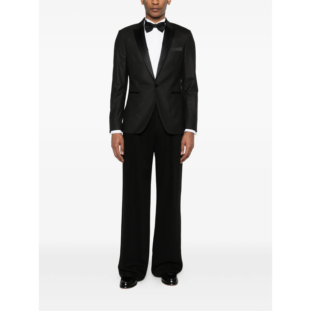 Peak-Lapel Pocket Blazer