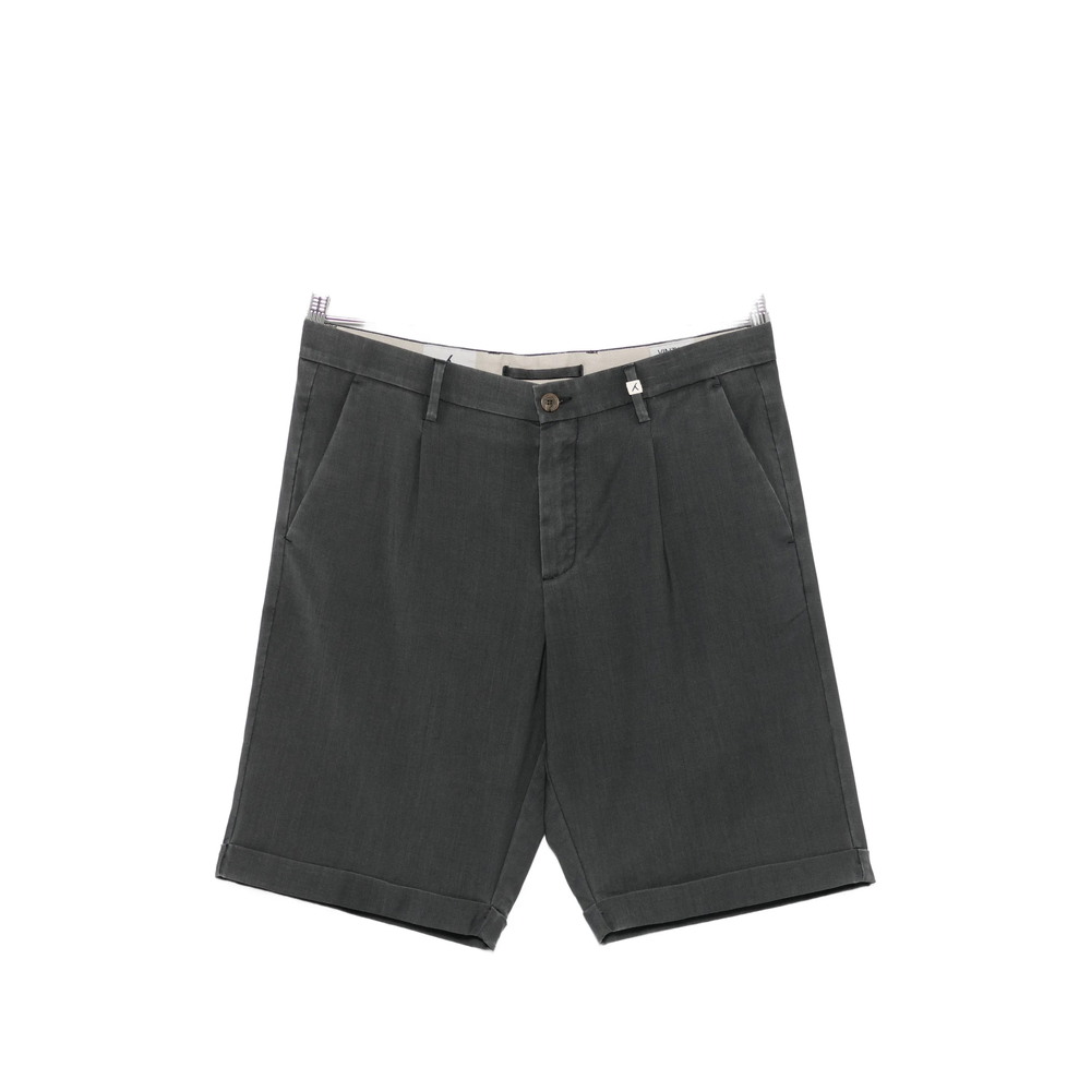 Myths Pleated Shorts In Gray