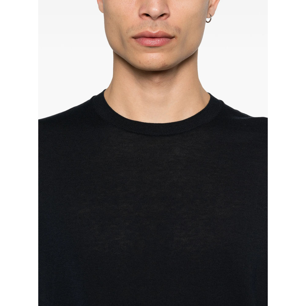 Long-Sleeve Crew Neck T-Shirt