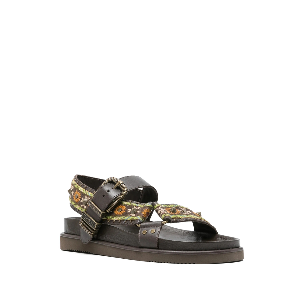 Buckle-Fastening Sandals