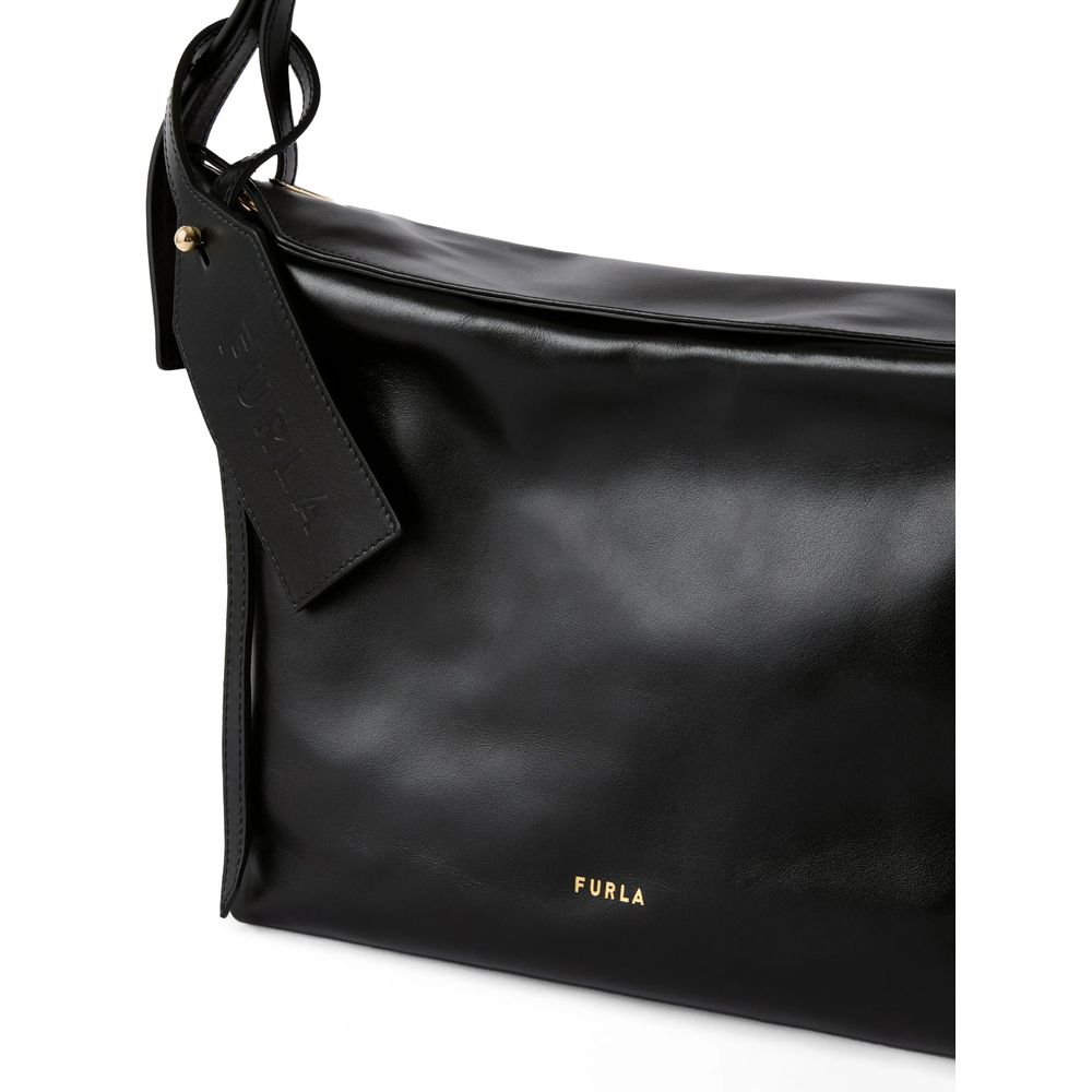 Ginevra Shoulder Bag