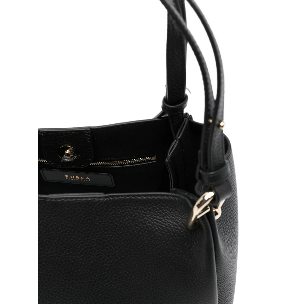 Grained Shoulder Bag
