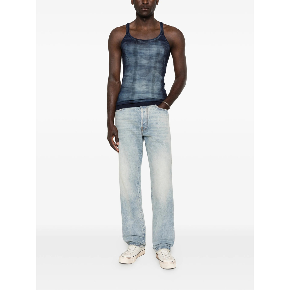 Belt-Loops Jeans