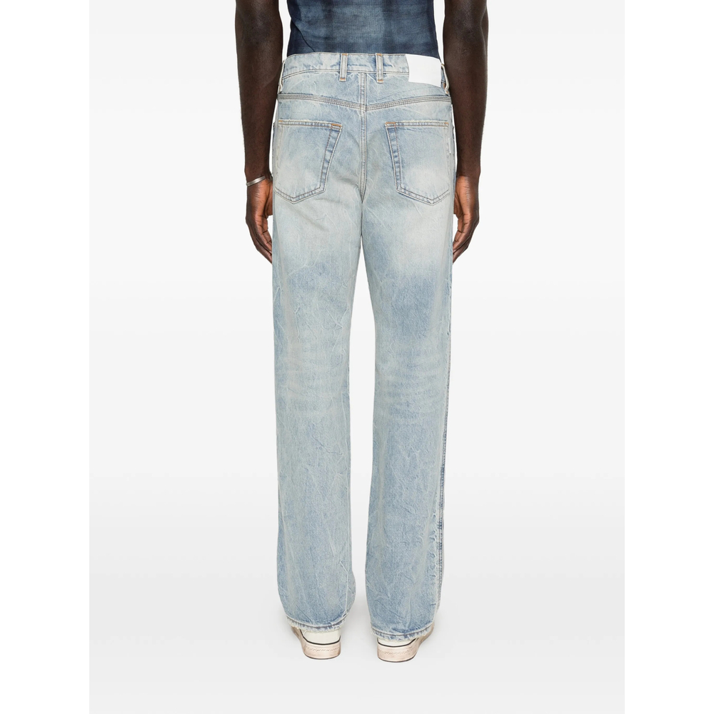 Belt-Loops Jeans