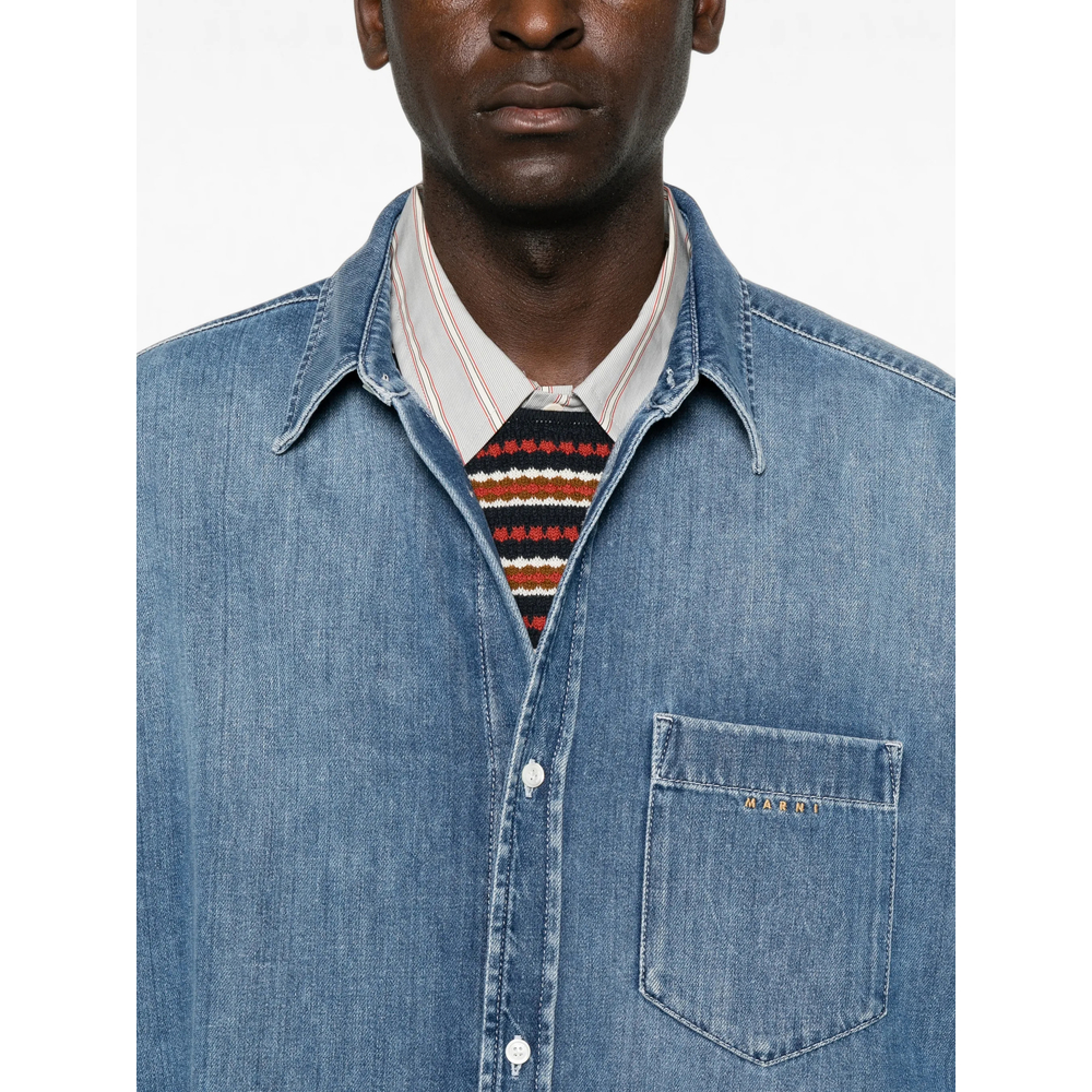 Spread-Collar Chest-Pocket Shirt