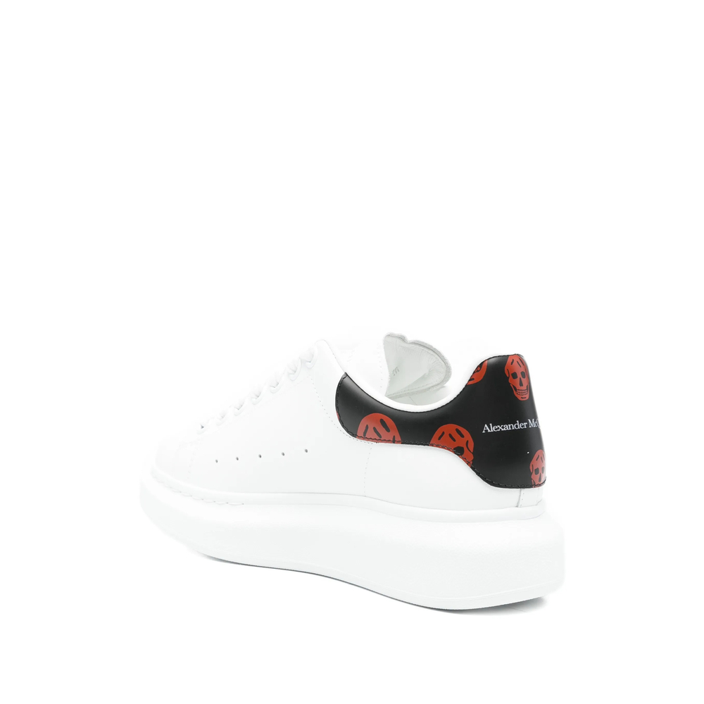 Oversized Low-Top Skull-Details Sneakers