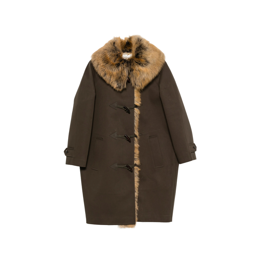 Toggle-Fastening Coat