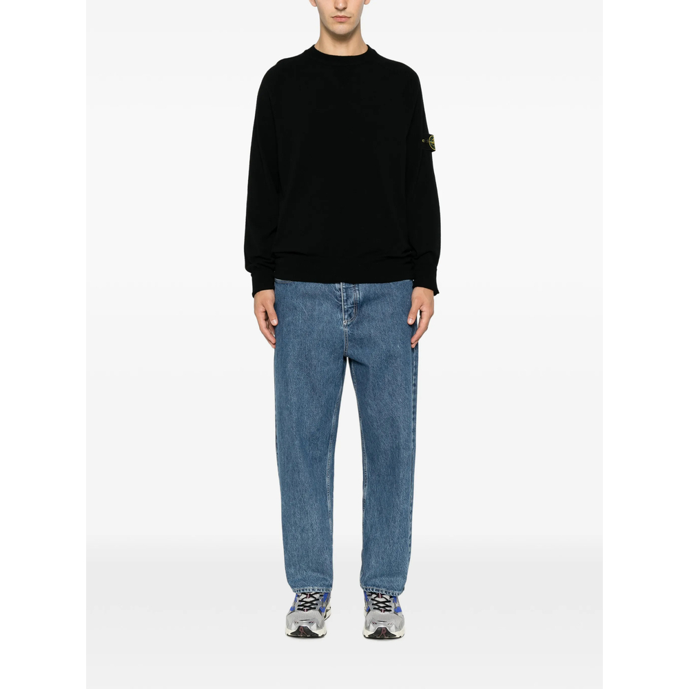 Raglan-Sleeves Sweater