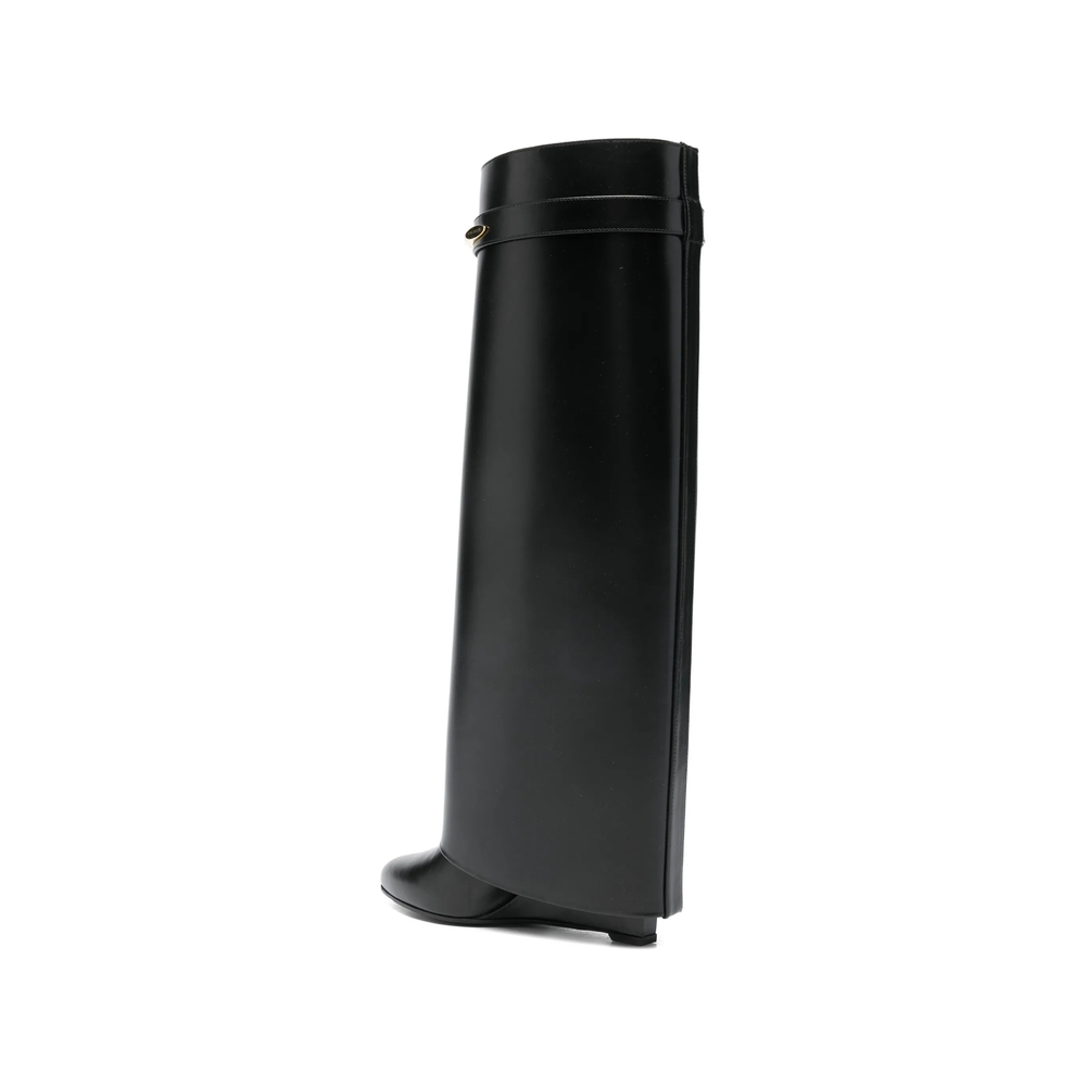 Shark Pinch Boots