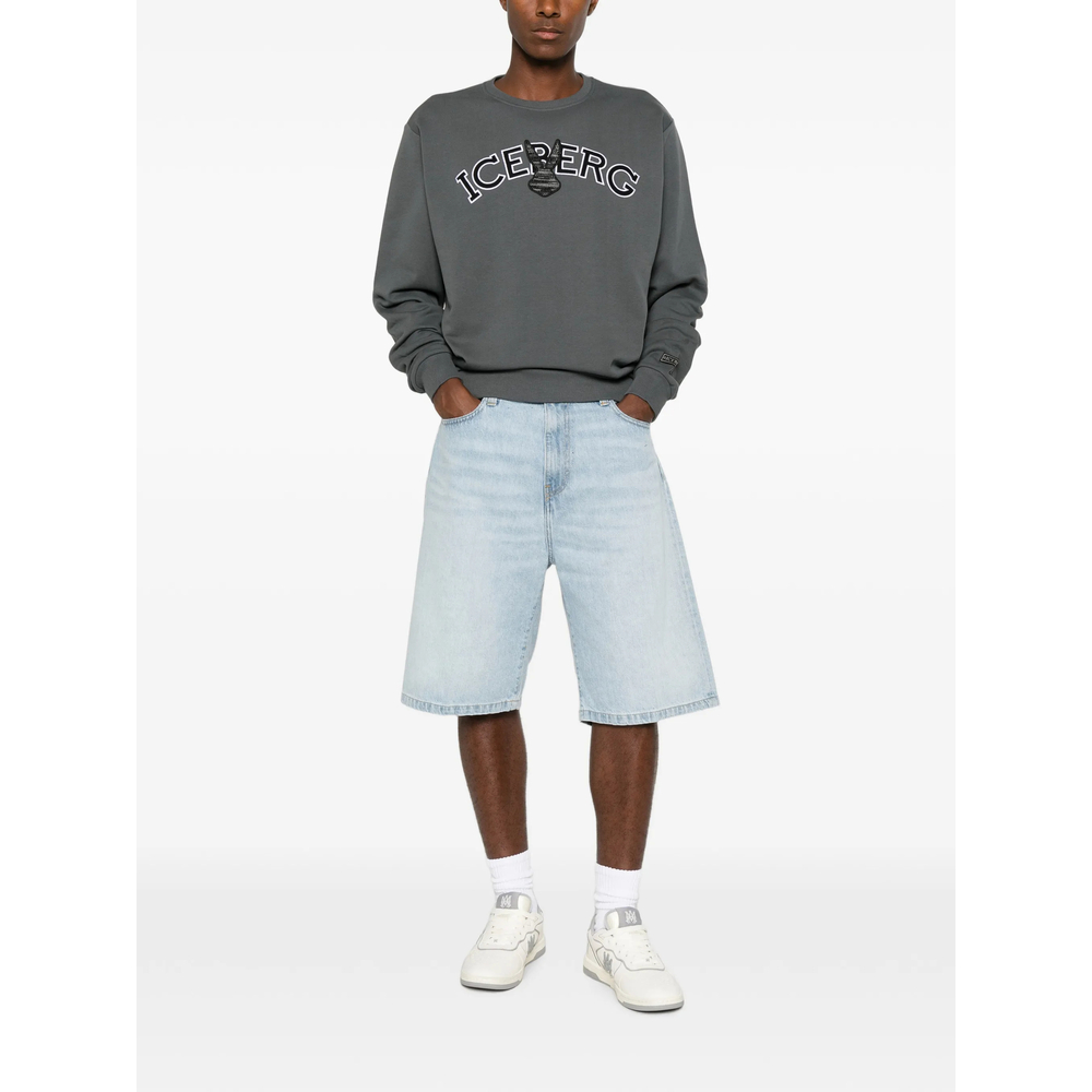 Logo-Embroidered Sweatshirt