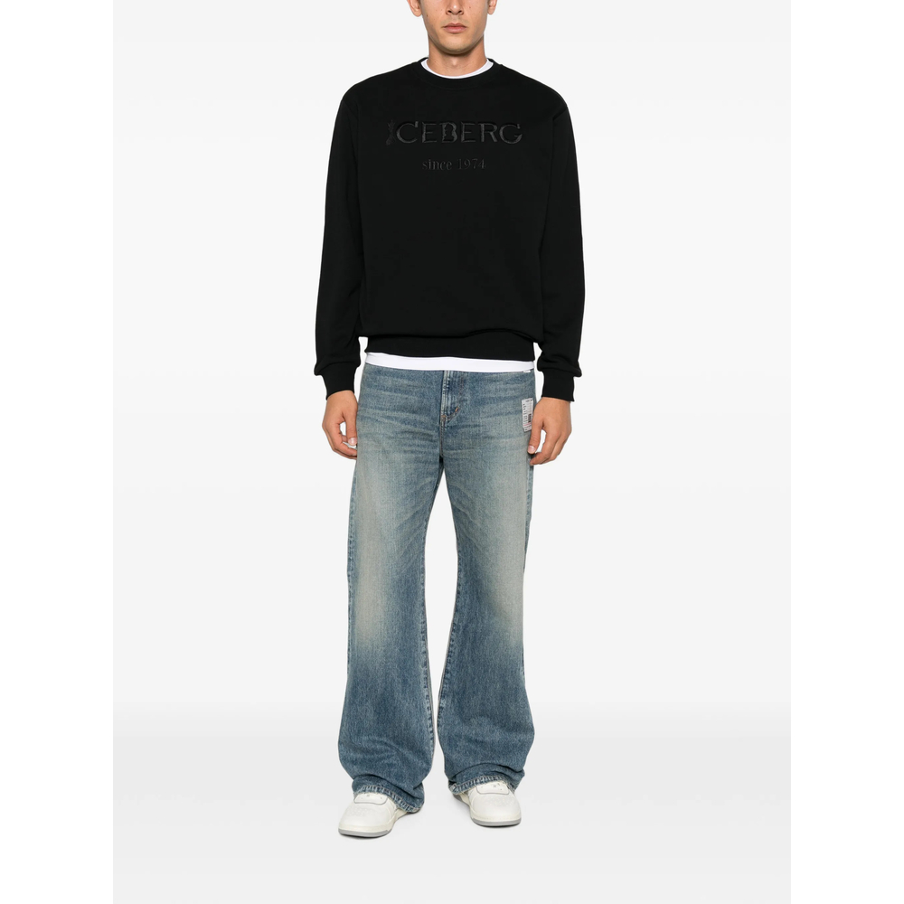 Logo-Embroidered Sweatshirt