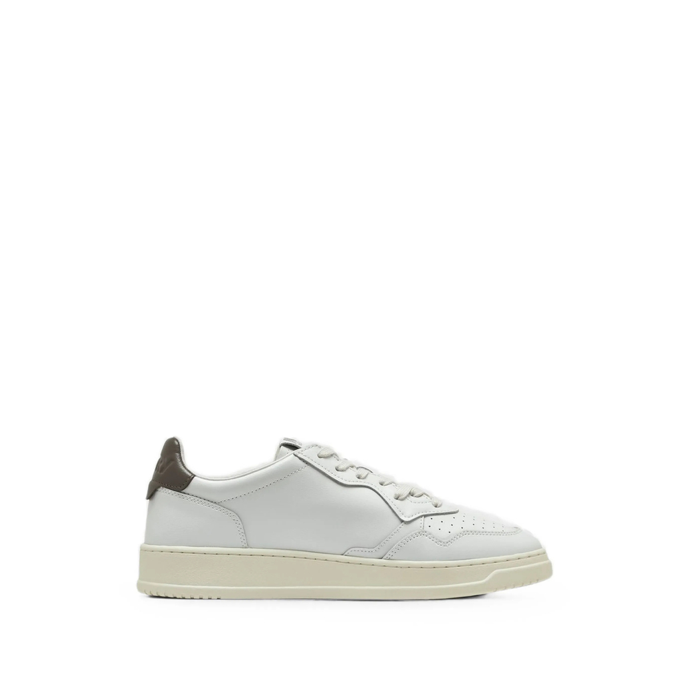 Medalist Low Sneakers