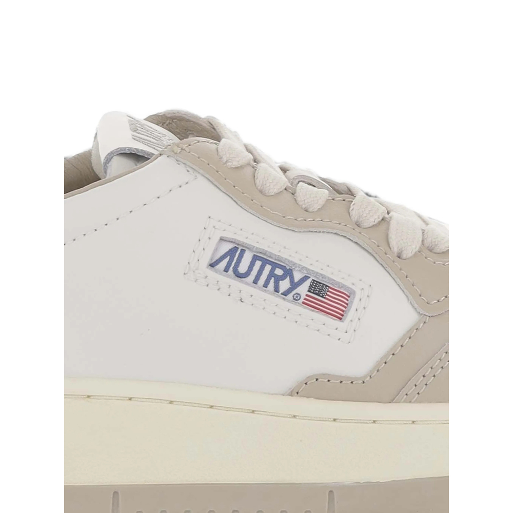 Medalist Low Bicolor Sneakers