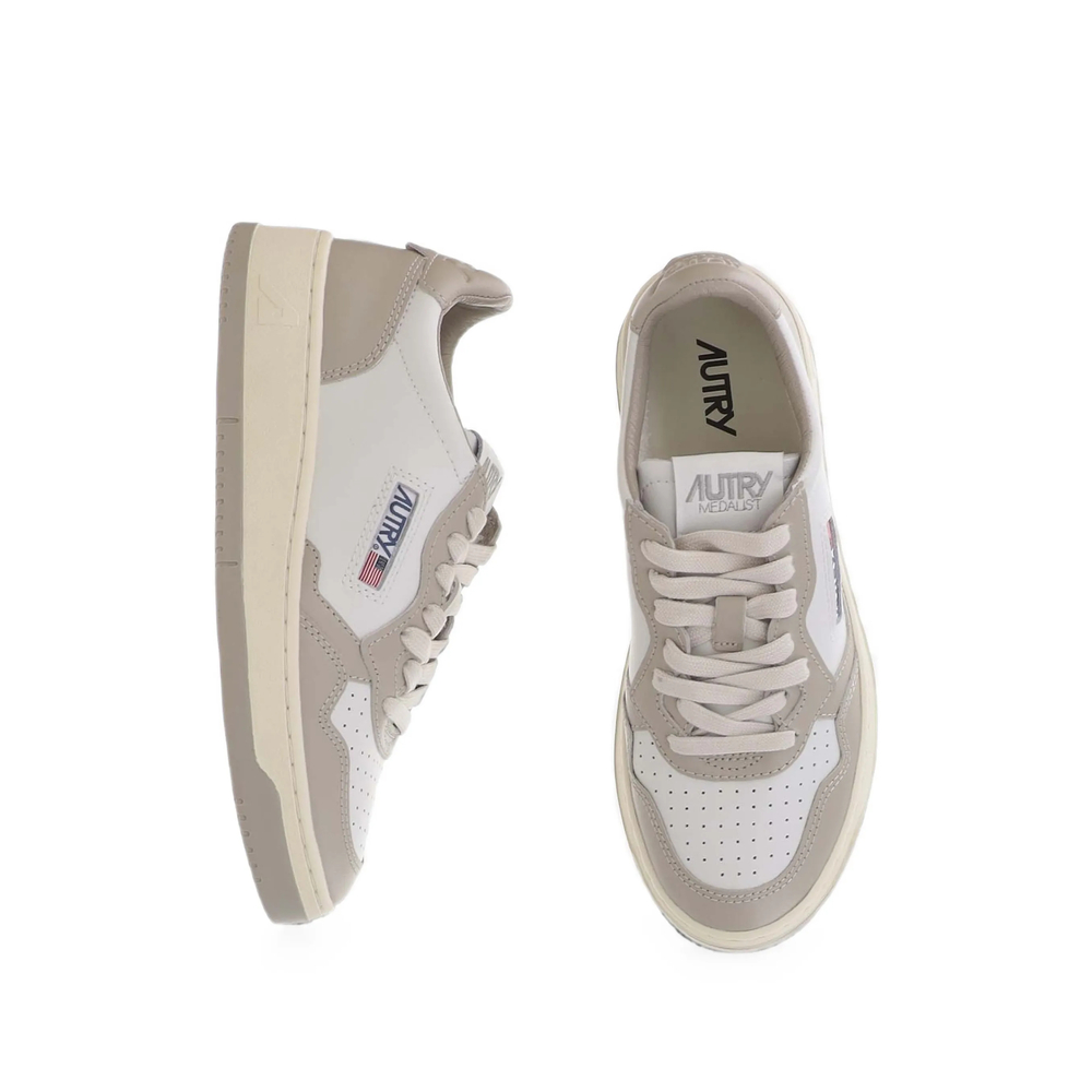 Medalist Low Bicolor Sneakers