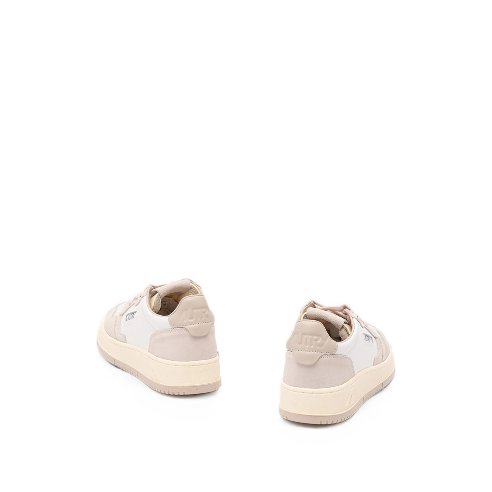 Medalist Low Sneakers