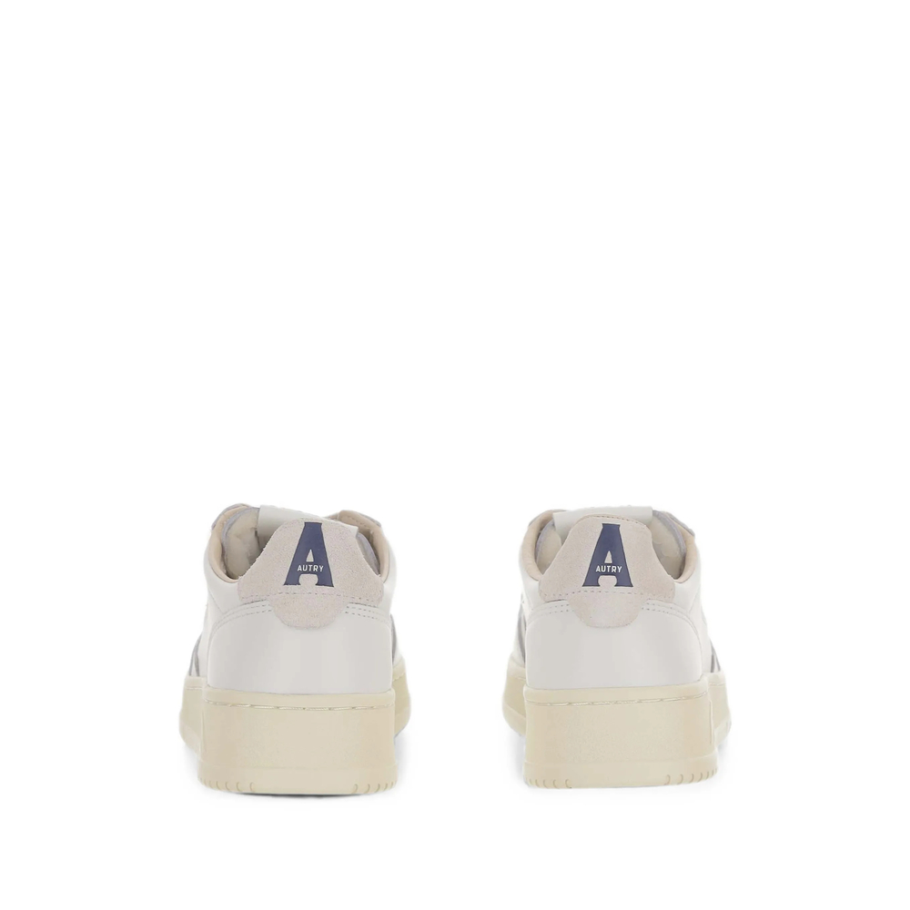 Medalist Low Sneakers