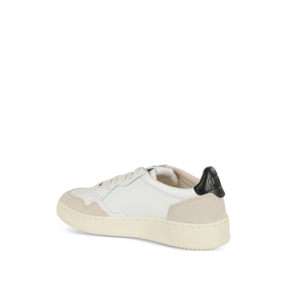 Medalist Panelled Sneakers