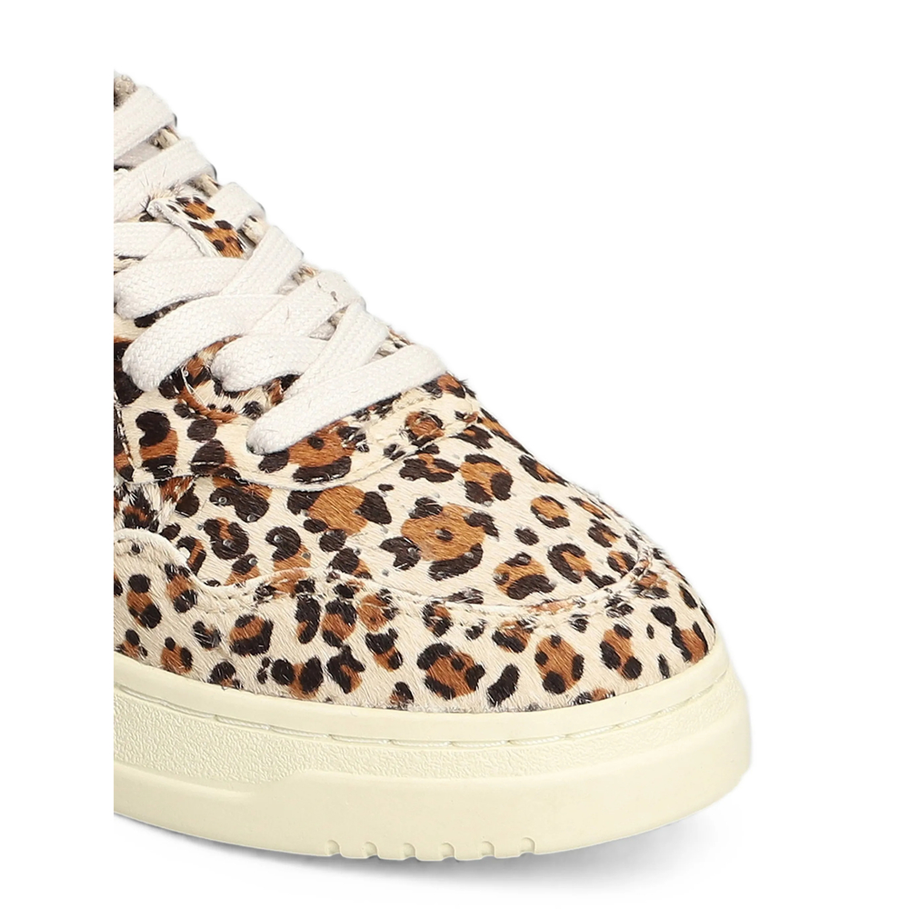 Medalist Low Sneakers