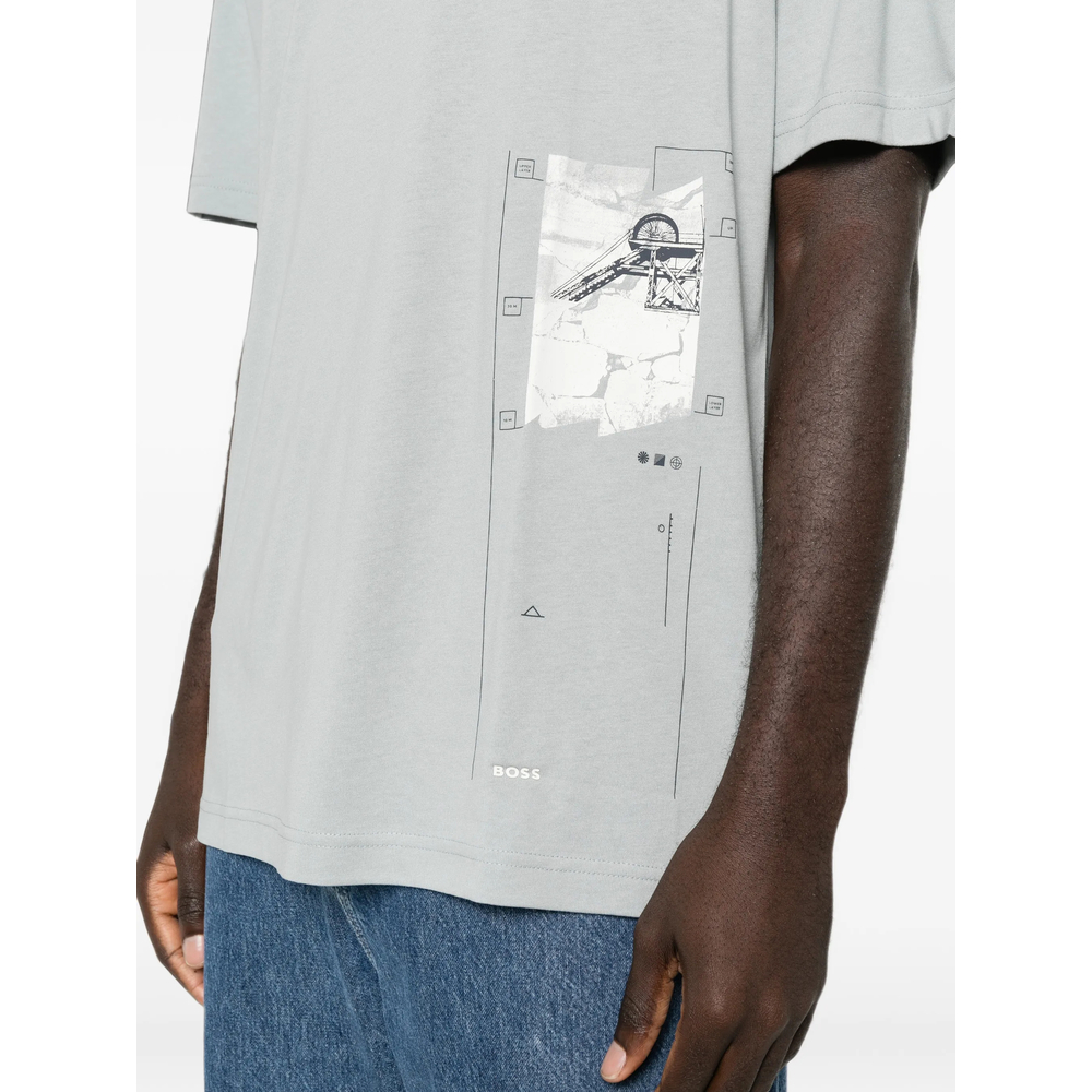 Graphic-Print T-Shirt