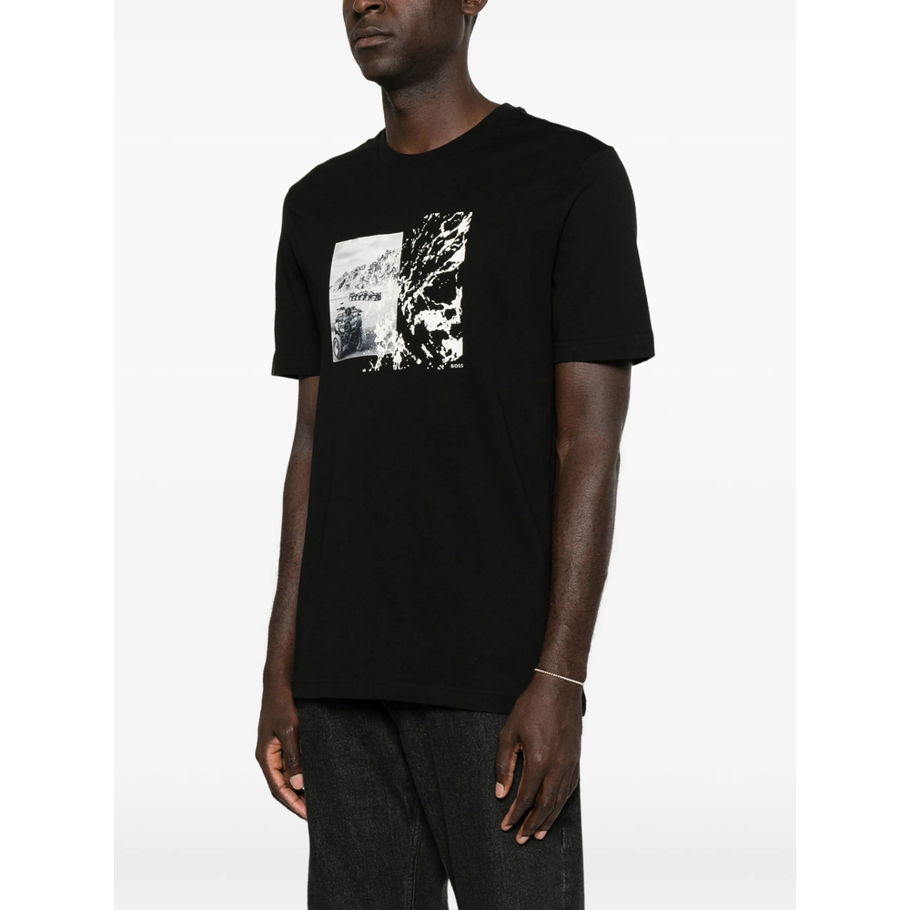 Graphic-Print Short-Sleeve T-Shirt
