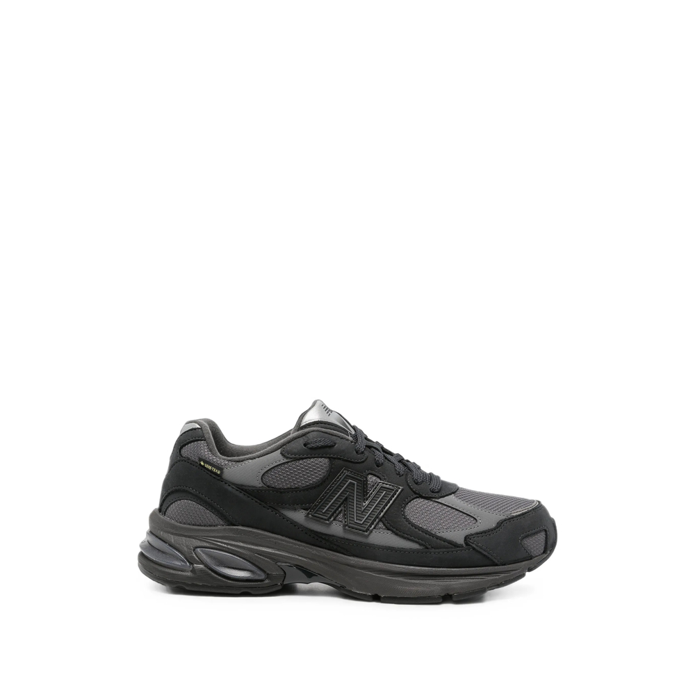 New Balance Panelled Gore-Tex Sneakers