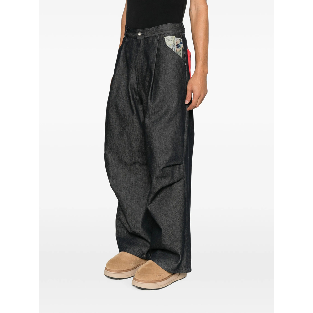 Pleated Wide-Leg Jeans