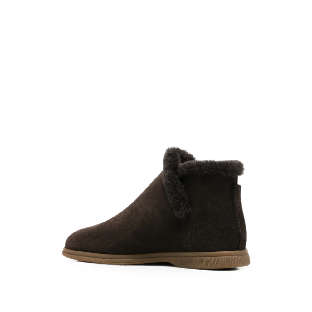 Cora Round-Toe Boots