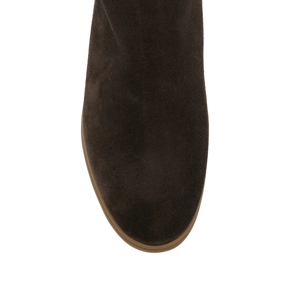 Cora Round-Toe Boots