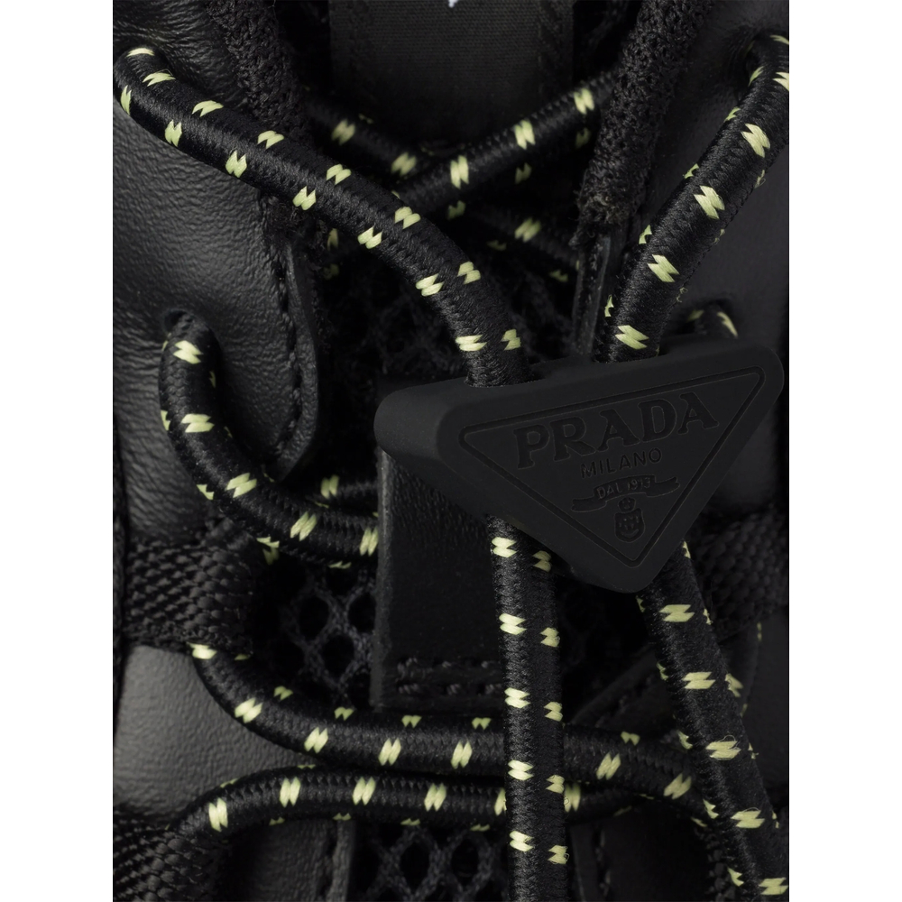 Speedrock Mesh Fabric Sneakers